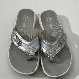 Clarks Metallic Silver Thong Sandals